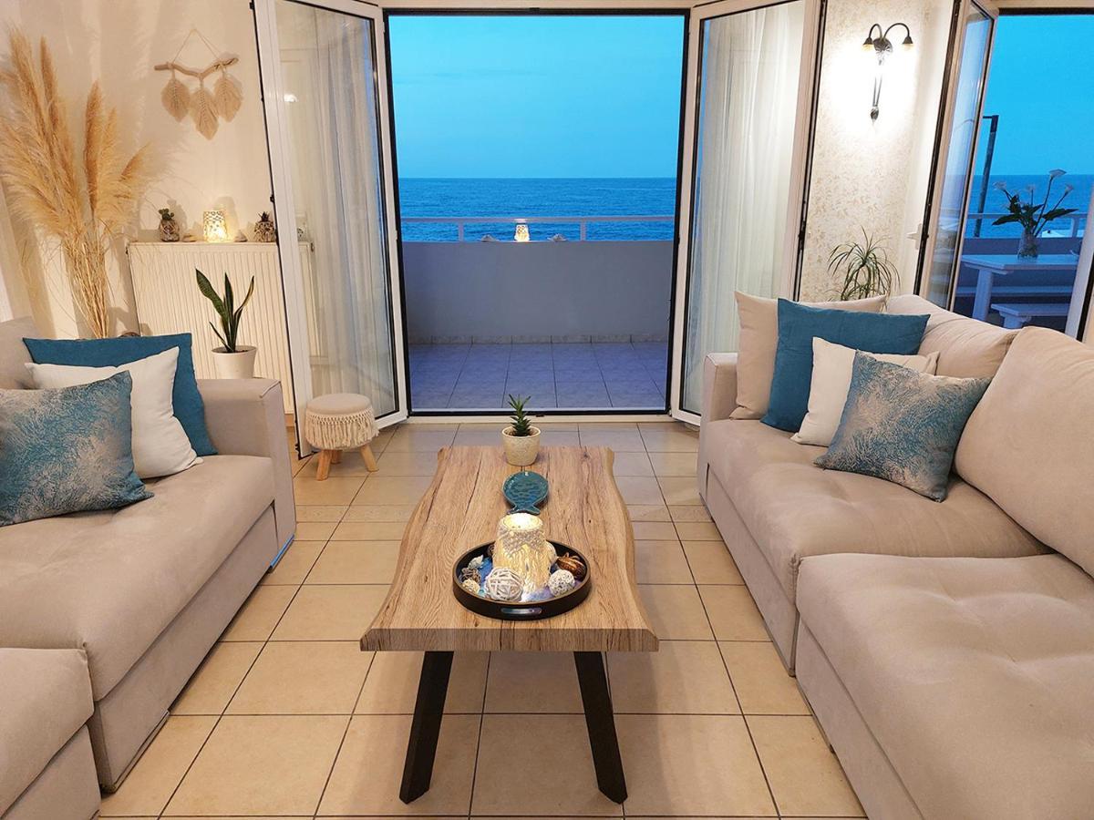 Amazing Beachfront Apartment In Hersonissos Kültér fotó