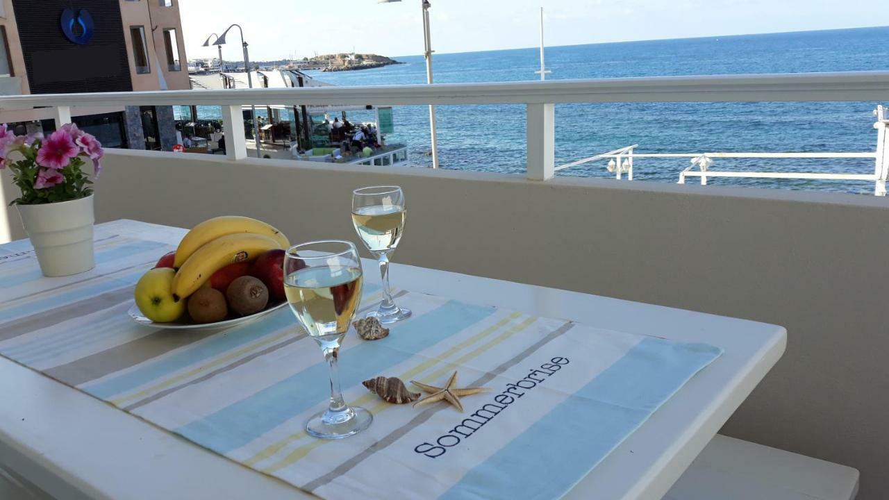 Amazing Beachfront Apartment In Hersonissos Kültér fotó
