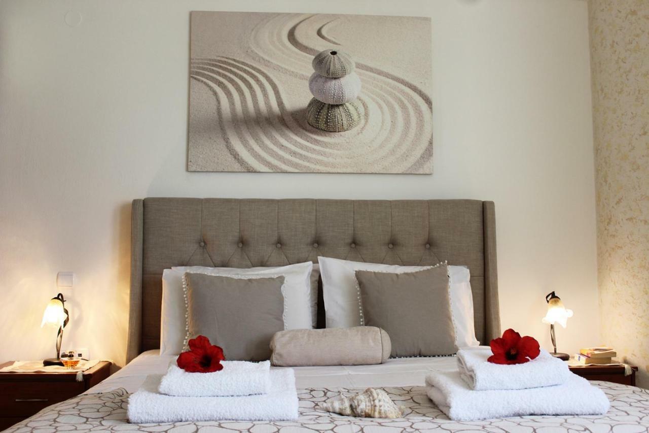 Amazing Beachfront Apartment In Hersonissos Kültér fotó