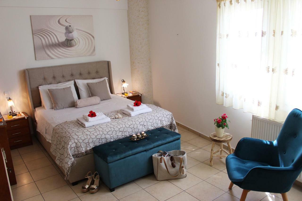 Amazing Beachfront Apartment In Hersonissos Kültér fotó